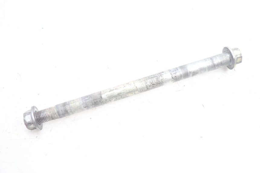 photo de REAR WHEEL AXLE APOLLO RFZ 125 - Component detail