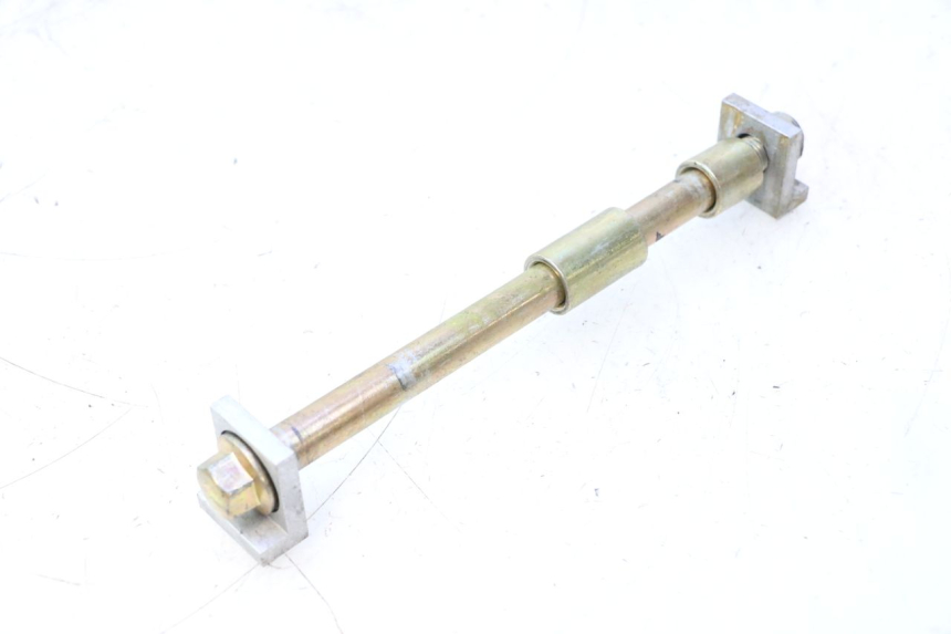 photo de REAR WHEEL AXLE APOLLO RFZ 150 - Technical close-up