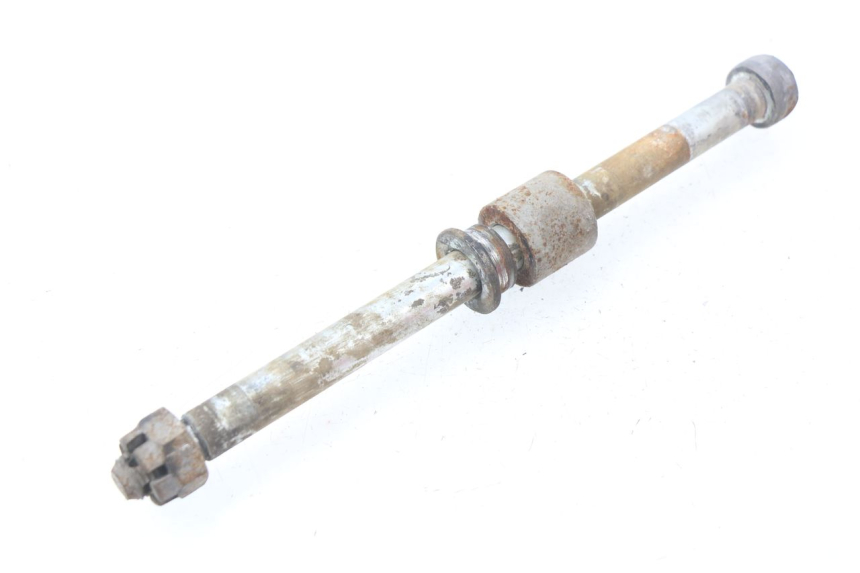 photo de REAR WHEEL AXLE YAMAHA SR 125 (1982 - 2003) - Main view