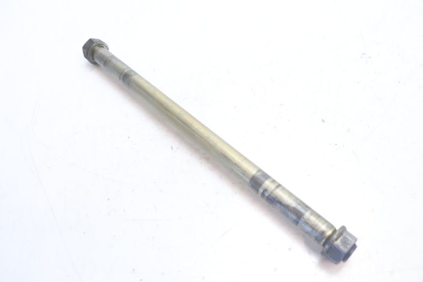 photo de REAR WHEEL AXLE DUCATI SS IE DS CARENEE 1000 (2002 - 2006) - Component detail