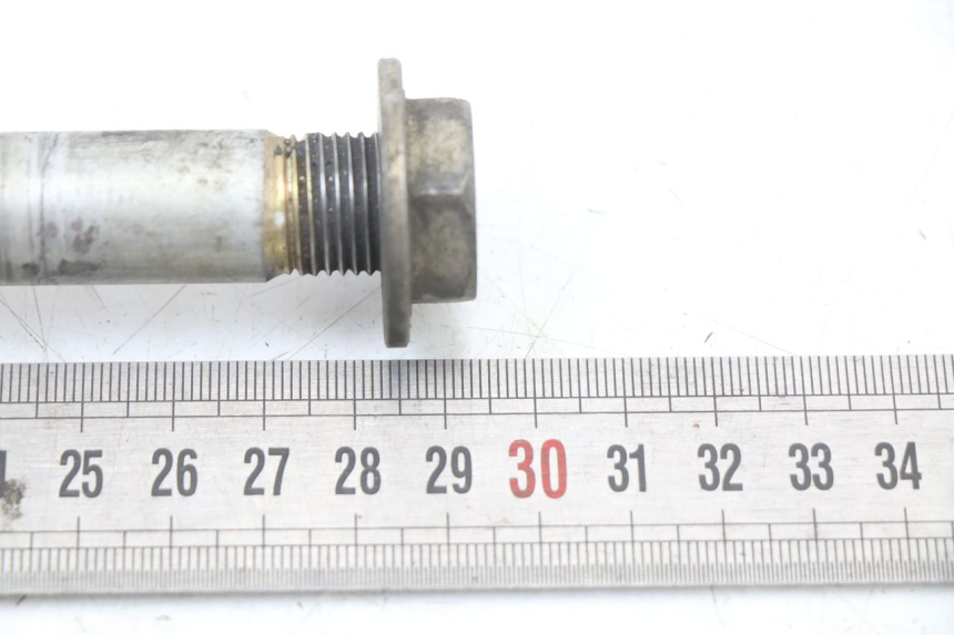 photo de REAR WHEEL AXLE CAGIVA SUPER CITY 125 (1992 - 1997) - Alternative perspective