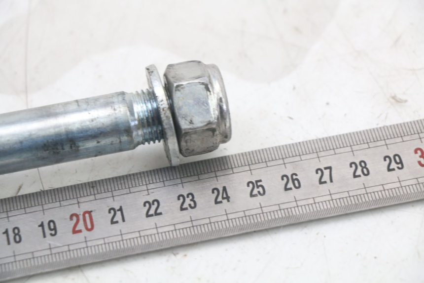 photo de REAR WHEEL AXLE VENT DERAPAGE 50 (2018 - 2023) - Alternative perspective