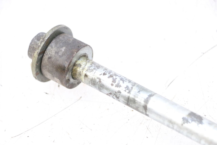 photo de REAR WHEEL AXLE YAMAHA XVS DRAG STAR DRAGSTAR 650 (1997 - 2007) - Product overview