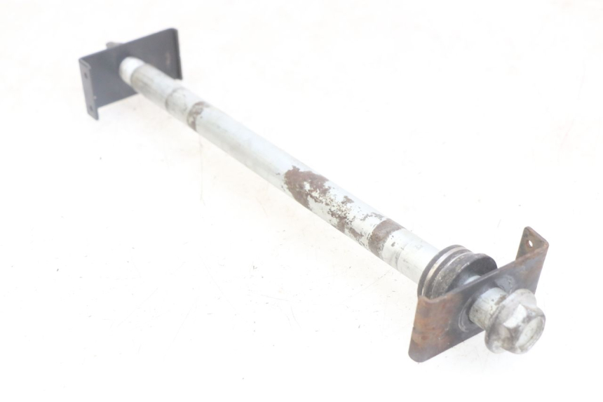 photo de REAR WHEEL AXLE KAWASAKI Z 750 (2007 - 2013) - Product overview