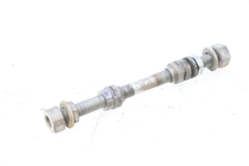 photo de FRONT WHEEL AXLE PEUGEOT 103 SPX CLIP 50 (1989 - 1992) - Main view