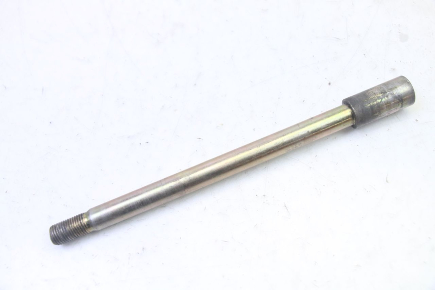 photo de FRONT WHEEL AXLE HYOSUNG GV AQUILA 125 (2000 - 2009) - Component detail