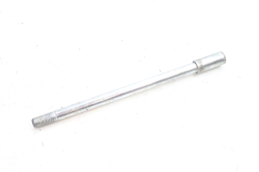 photo de FRONT WHEEL AXLE APRILIA ATLANTIC S 125 (2010 - 2013) - Component detail