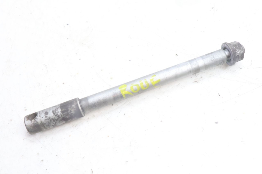photo de FRONT WHEEL AXLE BMW C1 125 (2000 - 2003) - Main view