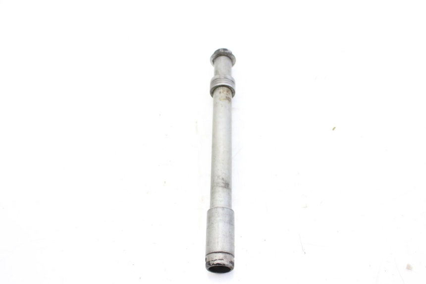 photo de FRONT WHEEL AXLE HONDA CBF 500 (2004 - 2007) - Component detail