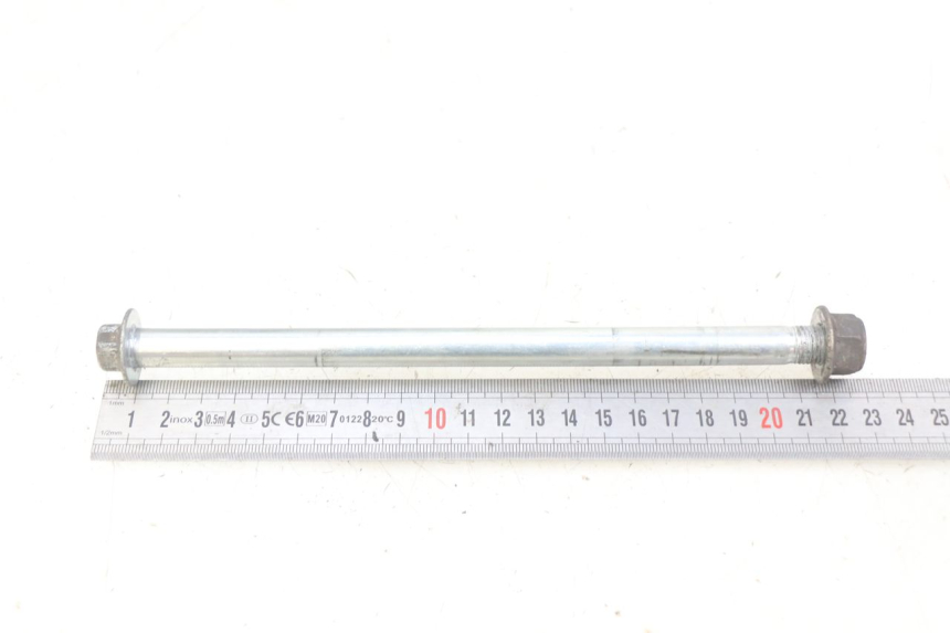 photo de FRONT WHEEL AXLE TGB CITY 2 50 (2009 - 2013) - Technical close-up