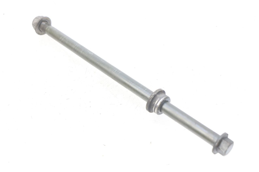 photo de FRONT WHEEL AXLE SYM CROX 4T 50 (2016 - 2023) - Alternative perspective