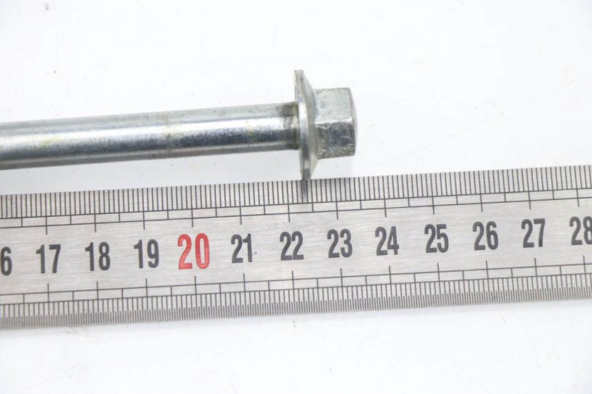 photo de FRONT WHEEL AXLE LONGJIA DIGITA 2T 50 (2006 - 2018) - Zoom on usage condition