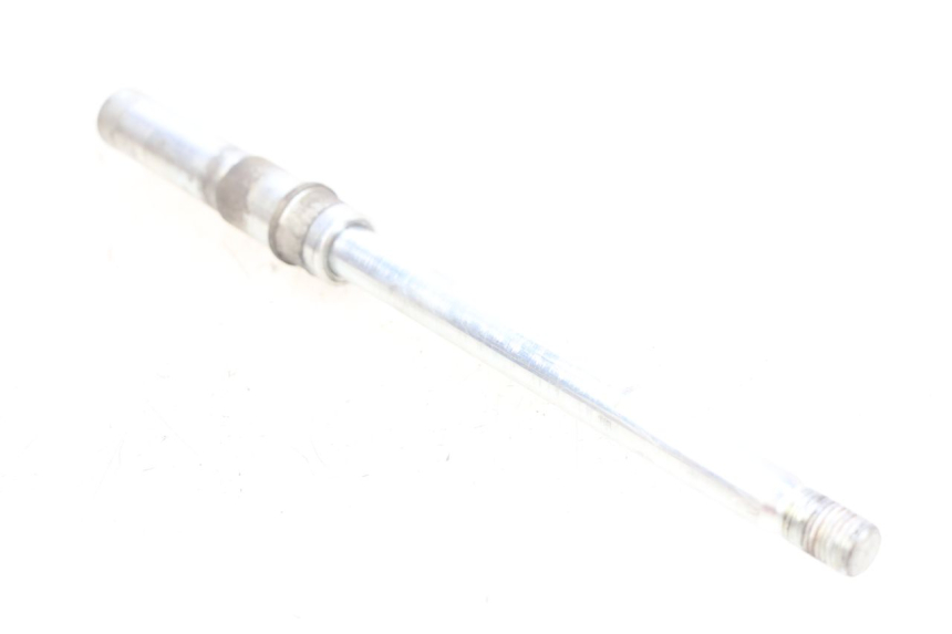 photo de FRONT WHEEL AXLE KYMCO DOWNTOWN ABS 125 (2015 - 2017) - Product overview