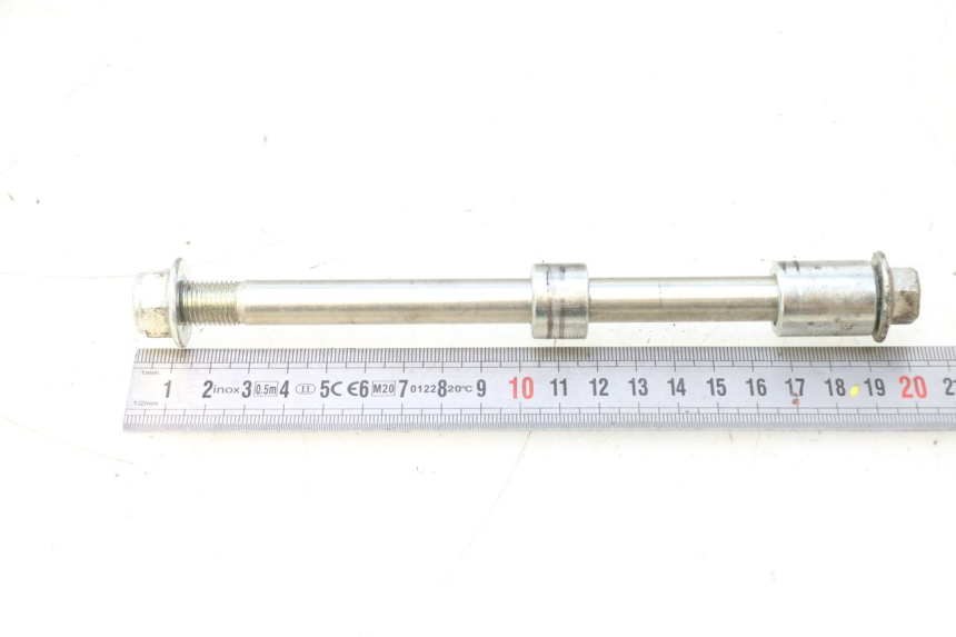 photo de FRONT WHEEL AXLE WAYSCRAL E-START 1 (2018 - 2022) - Zoom on usage condition