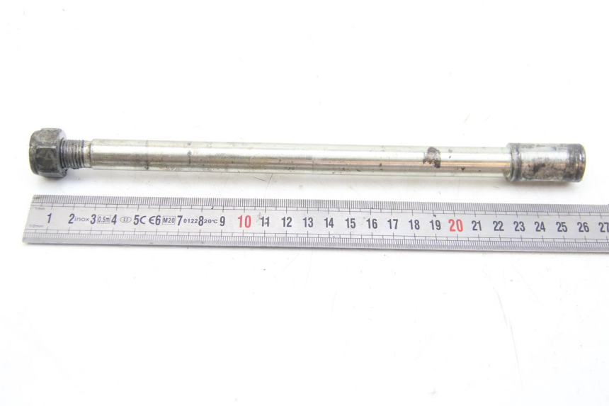 photo de FRONT WHEEL AXLE PEUGEOT ELYSTAR 50 (2002 - 2014) - Alternative perspective