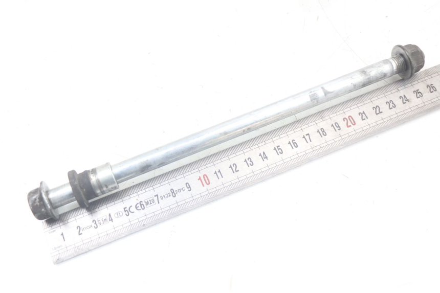 photo de FRONT WHEEL AXLE MBK FLAME X 125 (2004 - 2007) - Component detail