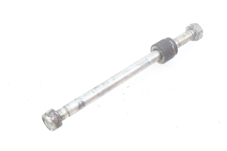 photo de FRONT WHEEL AXLE MBK FLIPPER 50 (2004 - 2012) - Technical close-up