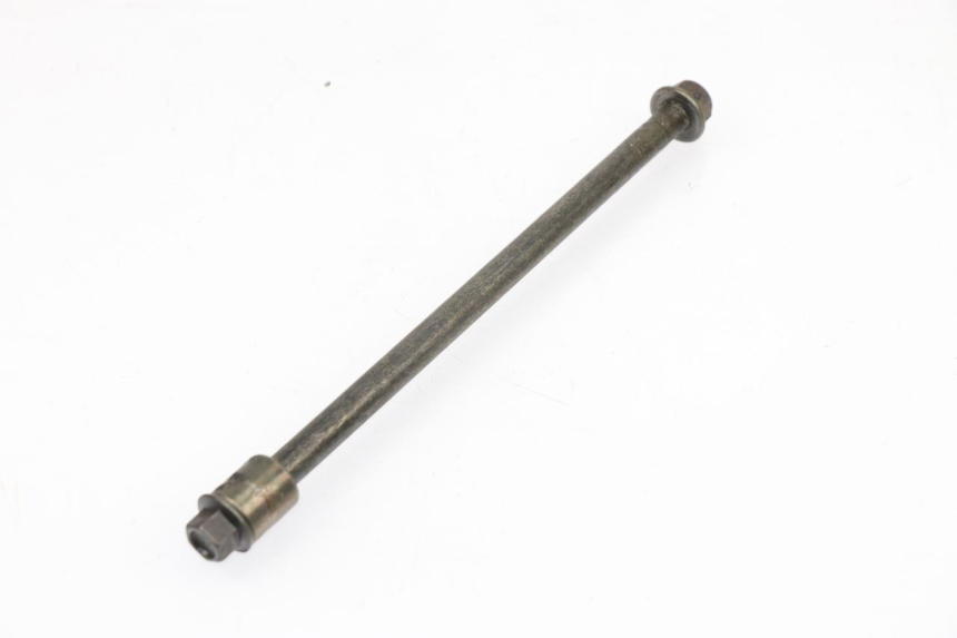 photo de FRONT WHEEL AXLE REVATTO FUTURA GT 125 (2006 - 2008) - Component detail