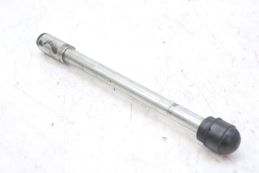 photo de FRONT WHEEL AXLE DERBI GPR 50 (2004 - 2009) - Component detail