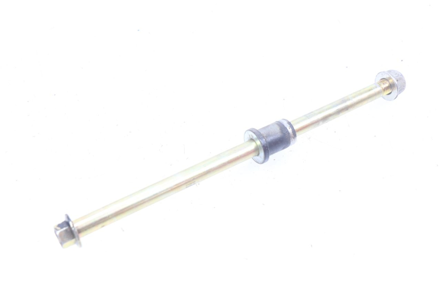 photo de FRONT WHEEL AXLE SYM JET EURO X 2T 50 (2003 - 2007) - Technical close-up