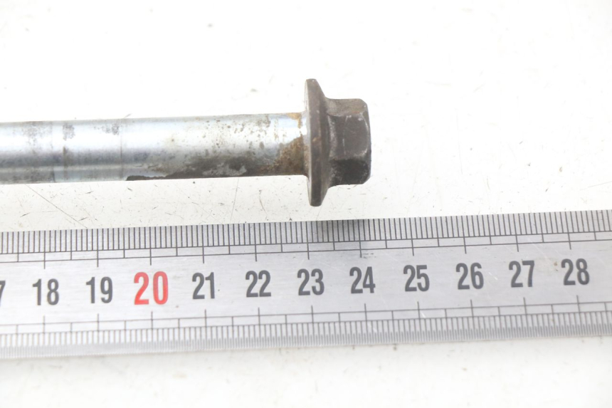 photo de FRONT WHEEL AXLE PEUGEOT KISBEE 4T 50 (2010 - 2017) - Component detail