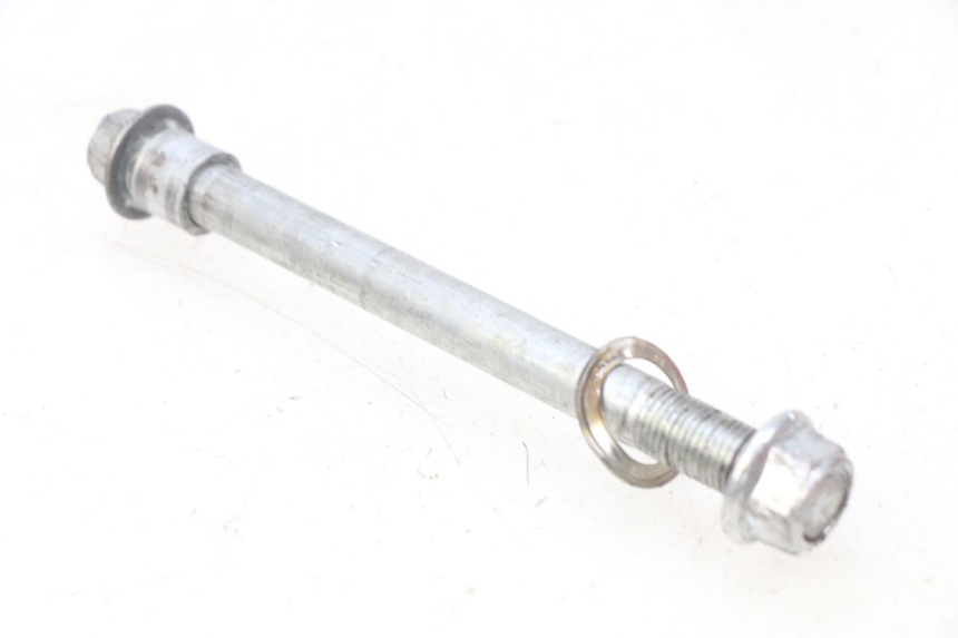 photo de FRONT WHEEL AXLE POCKET BIKE KXD 50 - Zoom on usage condition