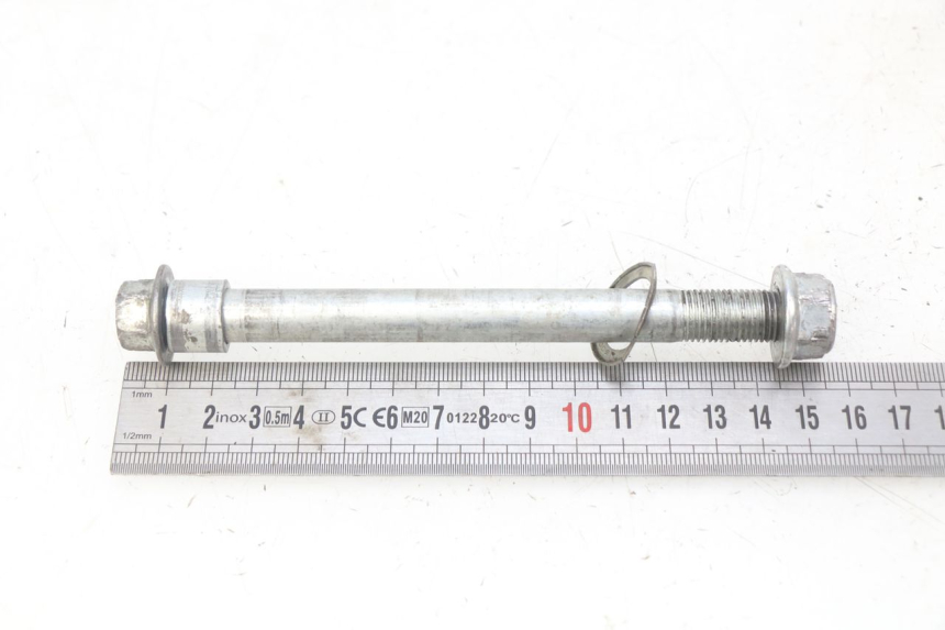 photo de FRONT WHEEL AXLE POCKET BIKE KXD 50 - Technical close-up