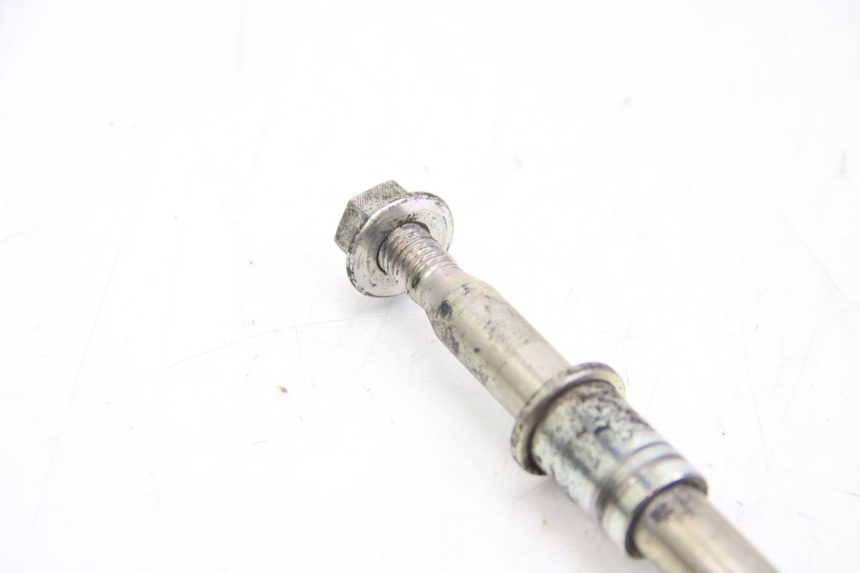 photo de FRONT WHEEL AXLE PIAGGIO LIBERTY IGET 4T 50 (2015 - 2020) - Product overview