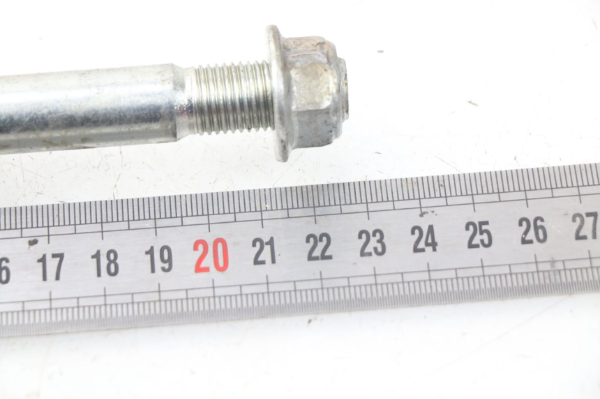 photo de FRONT WHEEL AXLE YCF LITE F 125 - Component detail
