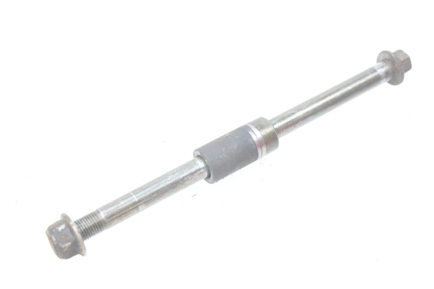 photo de FRONT WHEEL AXLE EUROCKA MATADOR 4T 50 (2010 - 2016) - Technical close-up