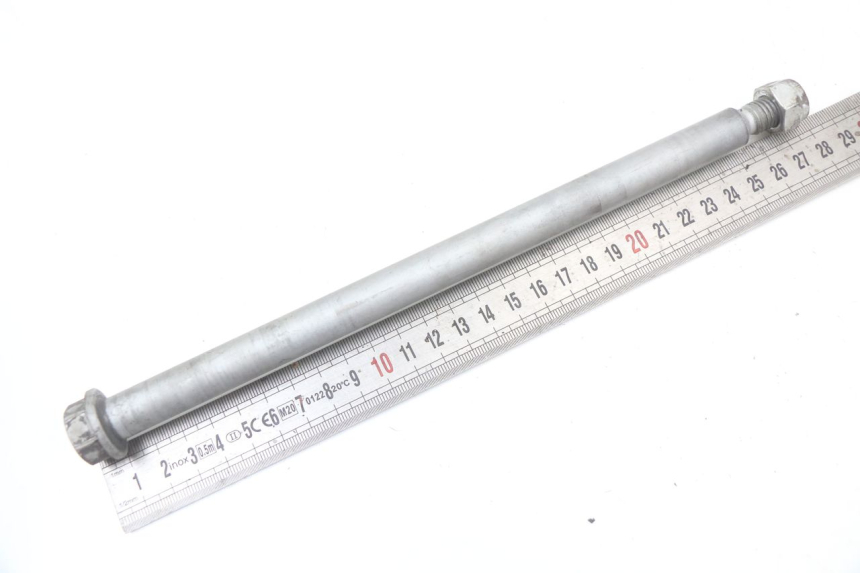 photo de FRONT WHEEL AXLE PIAGGIO NEW TYPHOON 50 (2018 - 2021) - Component detail