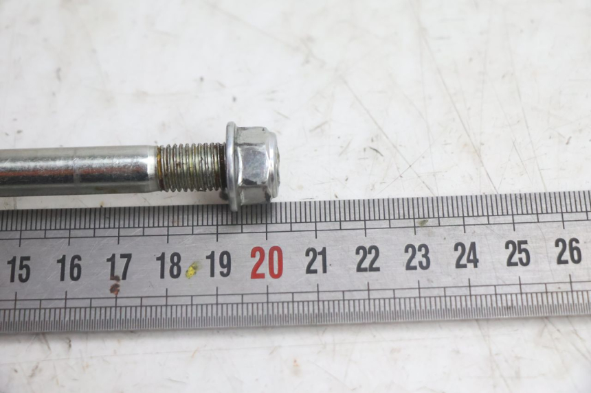 photo de FRONT WHEEL AXLE JM MOTORS OLDIES 4T 50 (2020 - 2026) - Alternative perspective