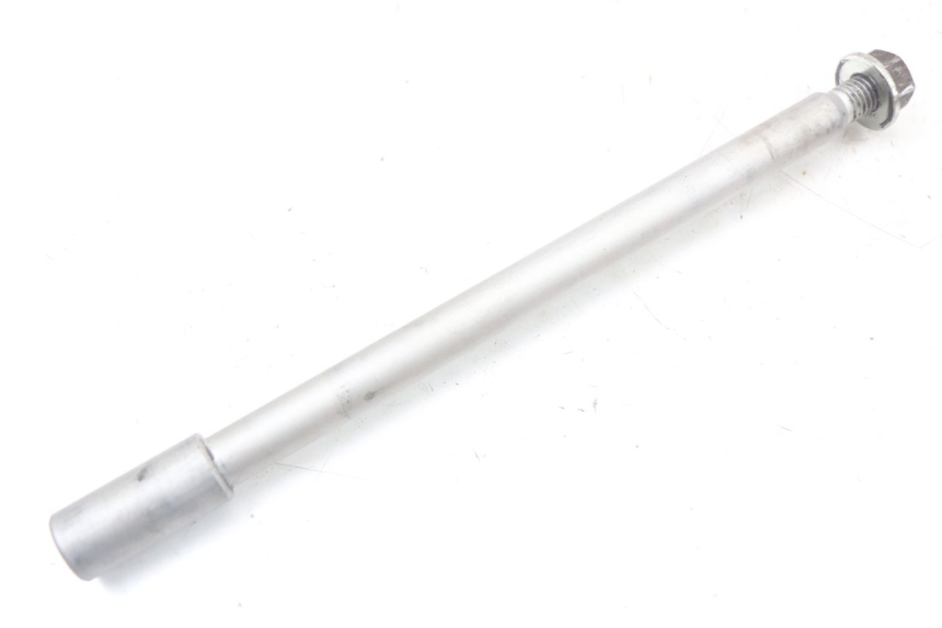 photo de FRONT WHEEL AXLE PIAGGIO NEW TYPHOON 50 (2010 - 2017) - Main view