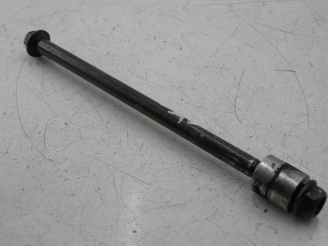 photo de FRONT WHEEL AXLE QINGQI SPEEDY 50 (2005 - 2007) - Main view