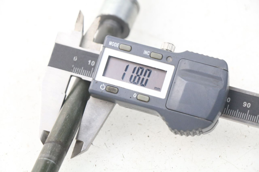 photo de FRONT WHEEL AXLE VASTRO R-ONE 4T 50 (2014 - 2022) - Alternative perspective