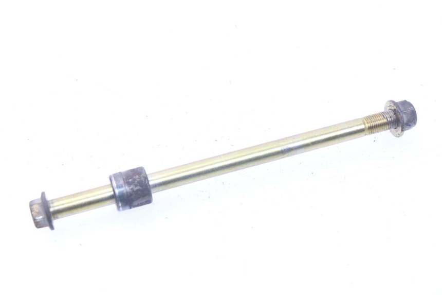 photo de FRONT WHEEL AXLE RIDE RACE 2T 50 (2012 - 2017) - Technical close-up