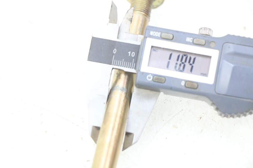 photo de FRONT WHEEL AXLE RIDE RACE GT 2T 50 (2012 - 2017) - Component detail