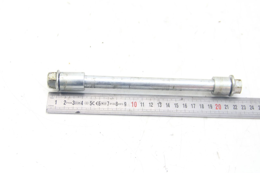 photo de FRONT WHEEL AXLE APOLLO RFZ 125 - Zoom on usage condition