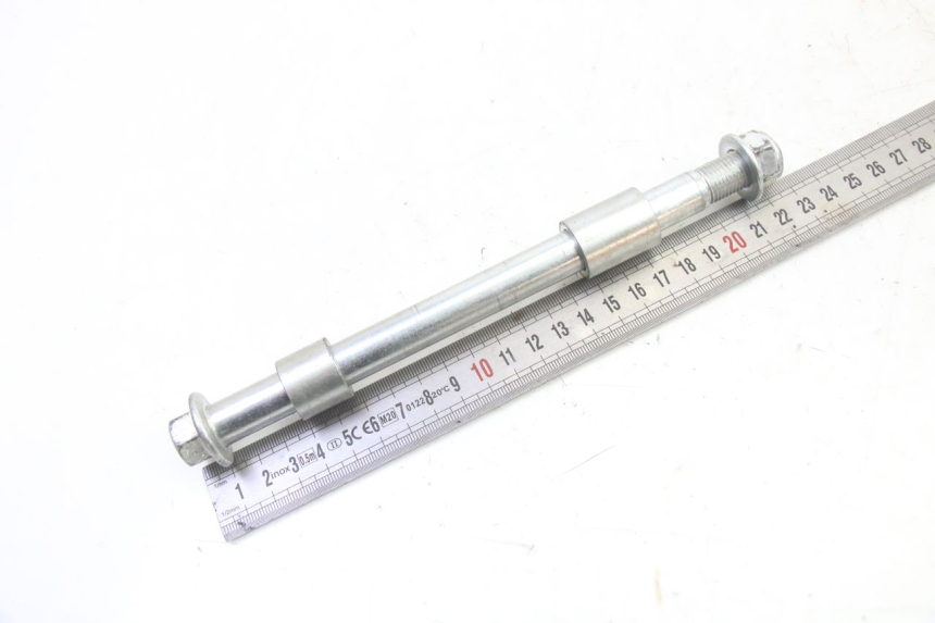 photo de FRONT WHEEL AXLE APOLLO RFZ 125 - Zoom on usage condition