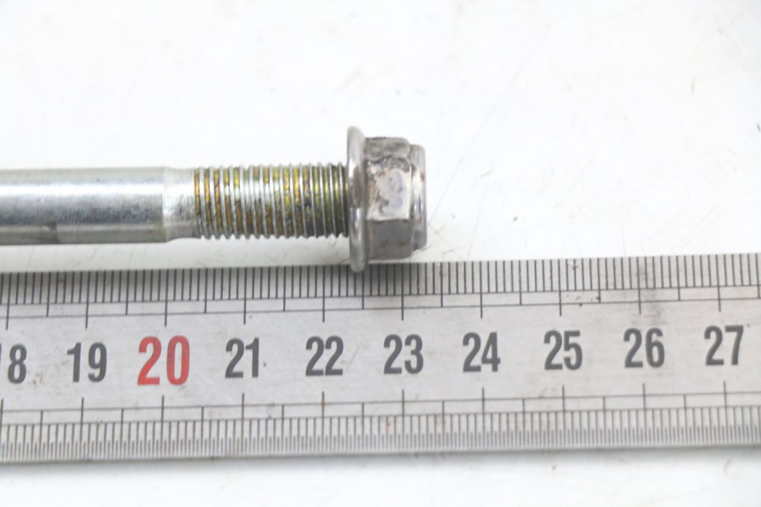 photo de FRONT WHEEL AXLE TNT MOTOR ROMA 10' 2T 50 (2011 - 2018) - Zoom on usage condition