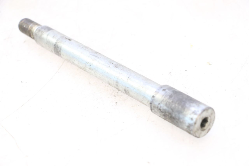 photo de FRONT WHEEL AXLE MZ RT 125 (2000 - 2008) - Fixing points details