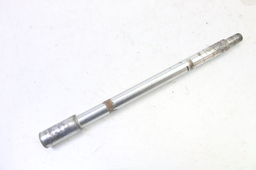 photo de FRONT WHEEL AXLE GILERA RUNNER SP 50 (2009 - 2017) - Main view