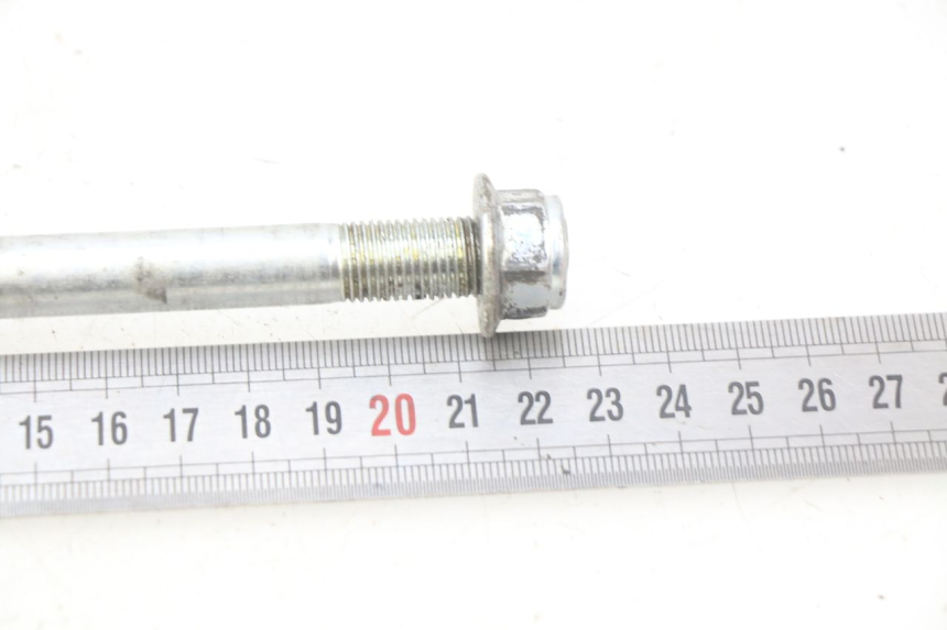 photo de FRONT WHEEL AXLE JM MOTORS SANTANA 50 (2014 - 2023) - Component detail