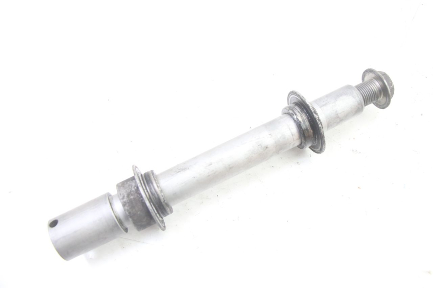 photo de FRONT WHEEL AXLE HONDA ST PAN EUROPEAN 1300 (2002 - 2013) - Main view