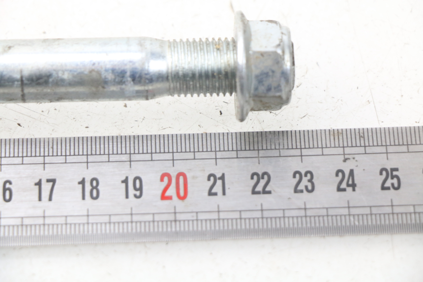 photo de FRONT WHEEL AXLE NITRO MOTORS STORM DIRTBIKE 110 - Technical close-up