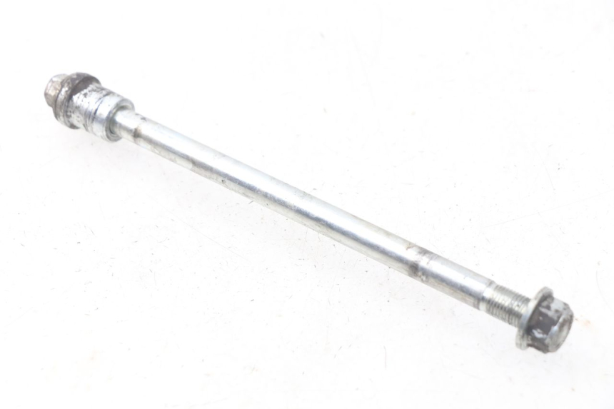 photo de FRONT WHEEL AXLE FYM STRADA 50 (2007 - 2014) - Technical close-up