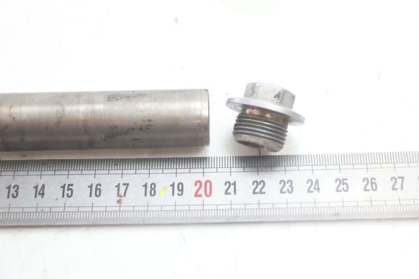 photo de FRONT WHEEL AXLE KTM SX 85 (2018 - 2024) - Product overview