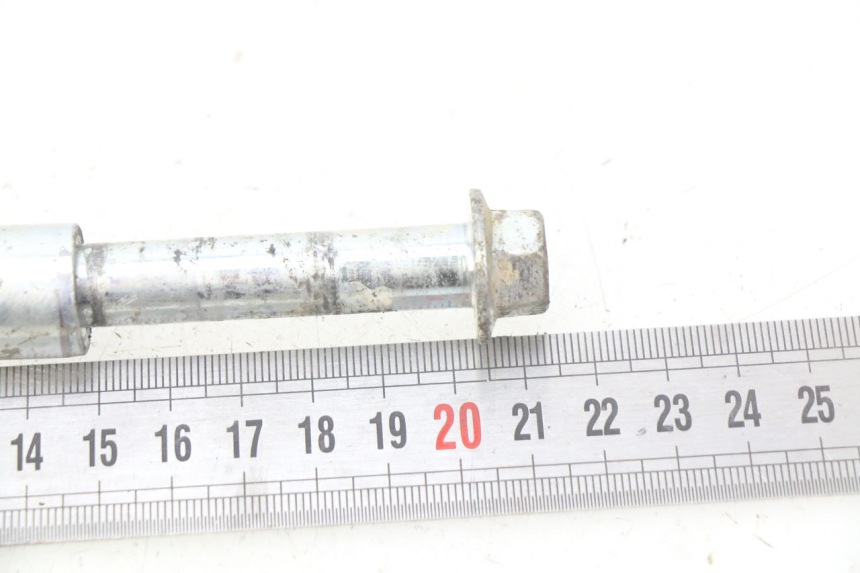 photo de FRONT WHEEL AXLE NITRO MOTORS THUNDER 125 - Alternative perspective