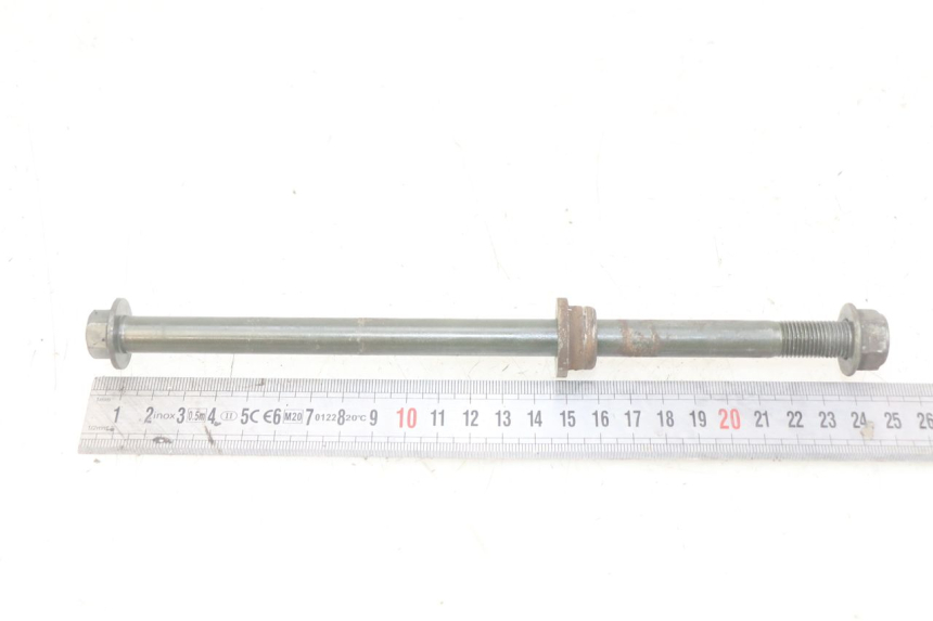 photo de FRONT WHEEL AXLE PEUGEOT TWEET 4T 50 (2018 - 2022) - Alternative perspective