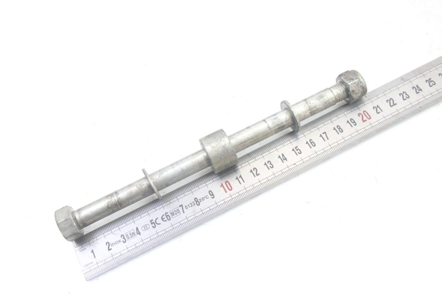 photo de FRONT WHEEL AXLE YAMAHA WHY 50 (1998 - 2000) - Component detail